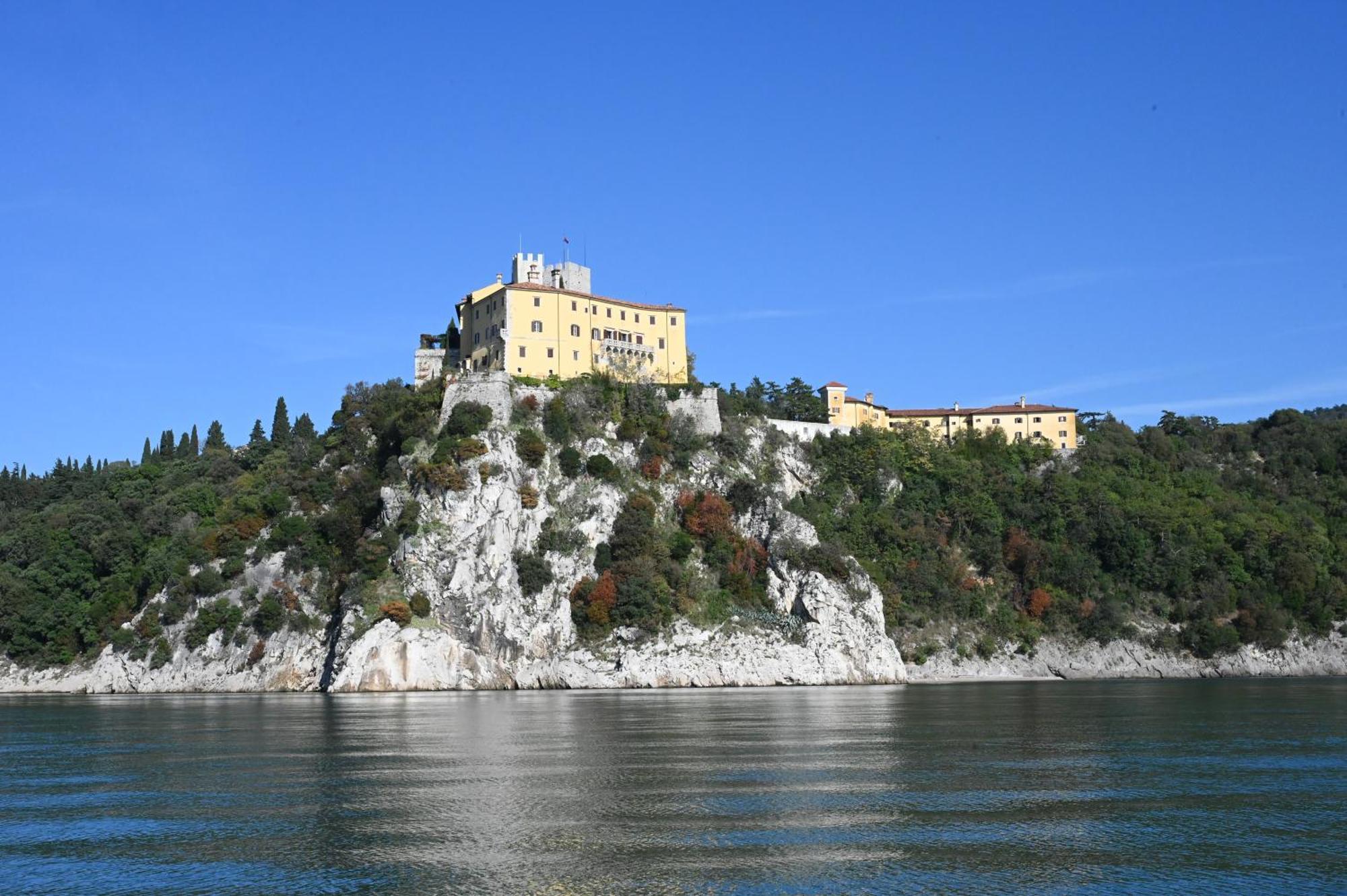 B&B Porto Del Bivio 두이노 외부 사진